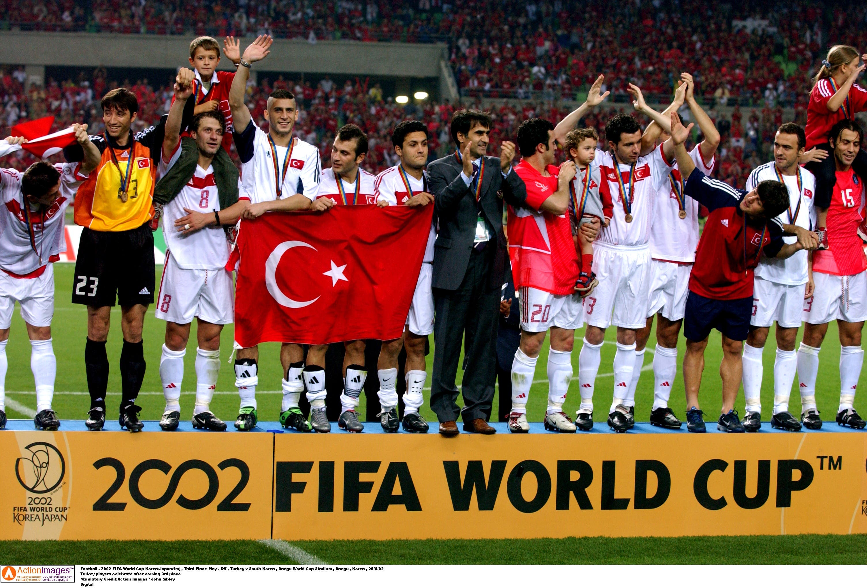 Football - 2002 FIFA World Cup Korea/Japan(tm) , Third Place Play - Off , Turkey v South Korea , Daegu World Cup Stadium , Daegu , Korea , 2